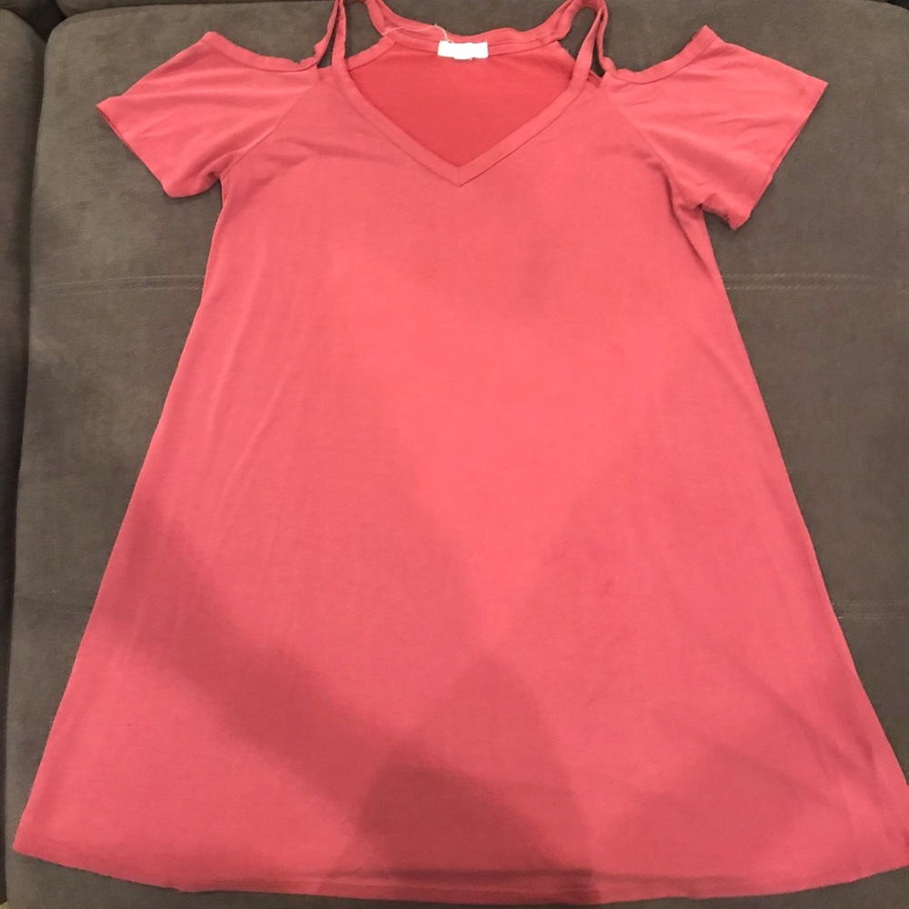 Light maroon peep shoulder dress